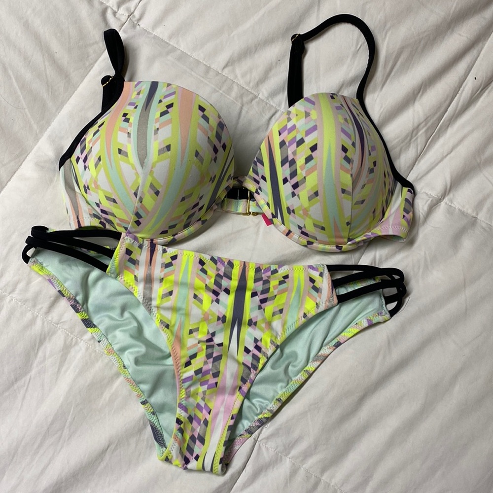 Victoria’s Secret Bikini Swimsuit